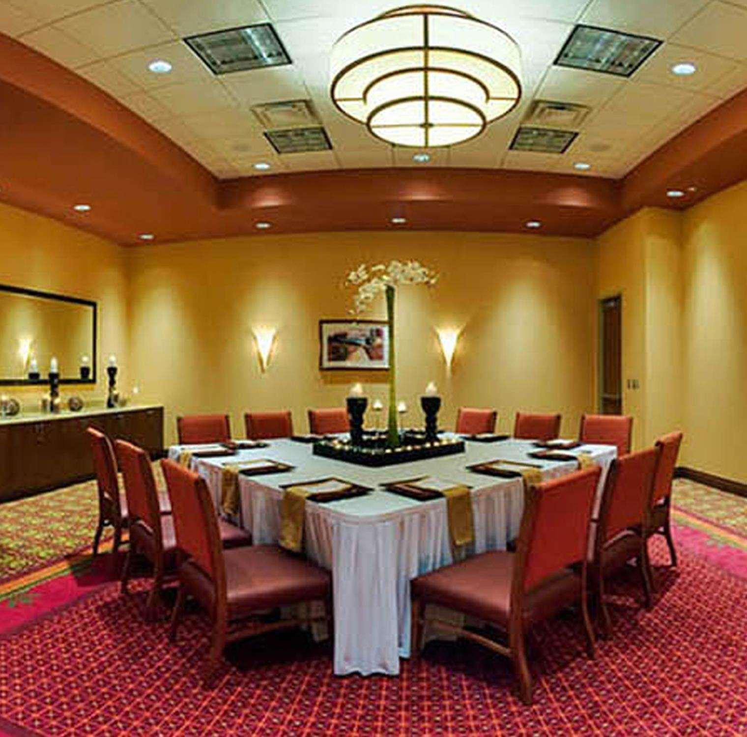 Embassy Suites Omaha- La Vista/ Hotel & Conference Center Удобства фото