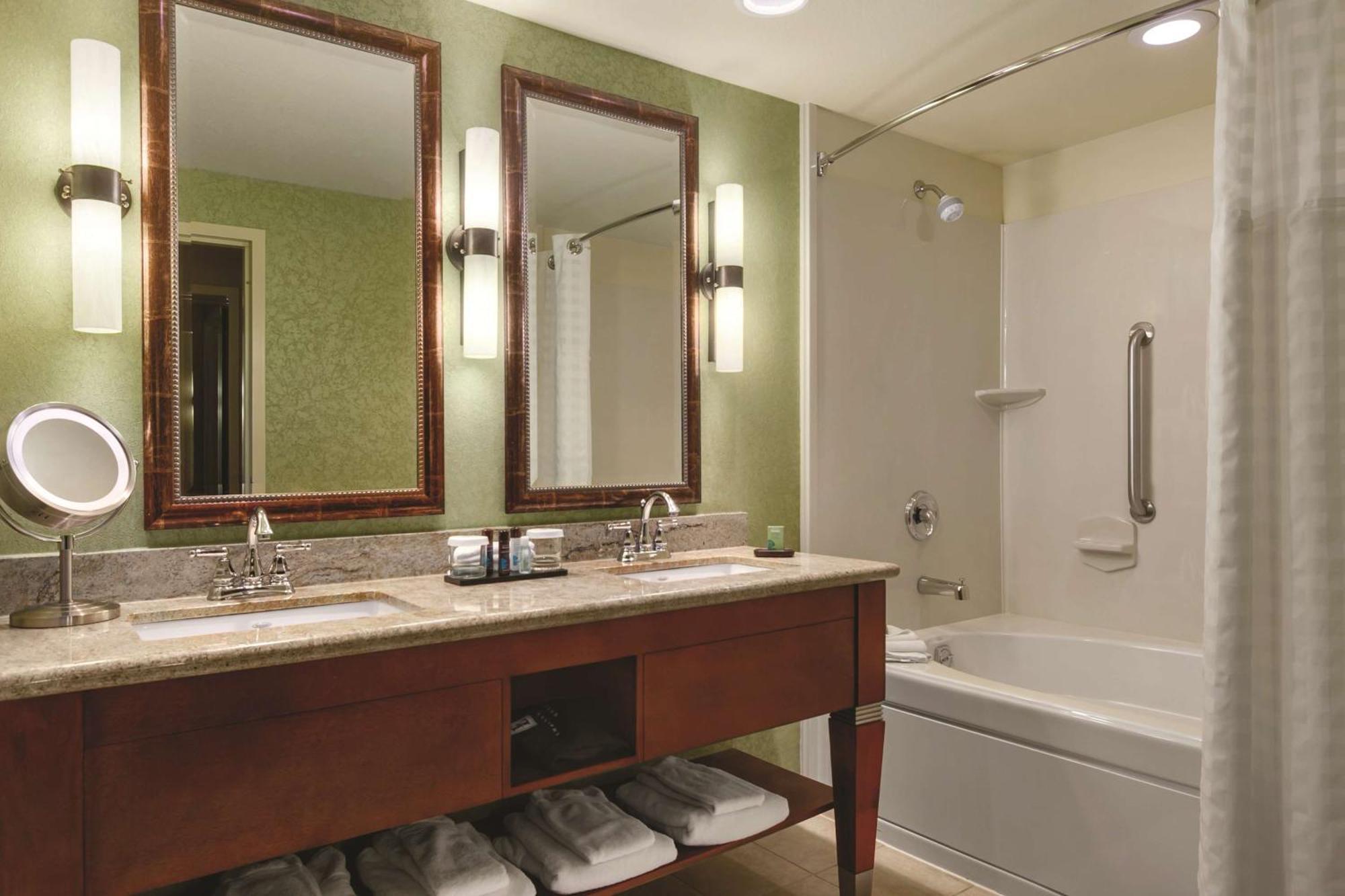 Embassy Suites Omaha- La Vista/ Hotel & Conference Center Экстерьер фото